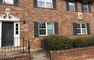 Lovely 2 Bed/1Bath Condo for Lease in Doraville