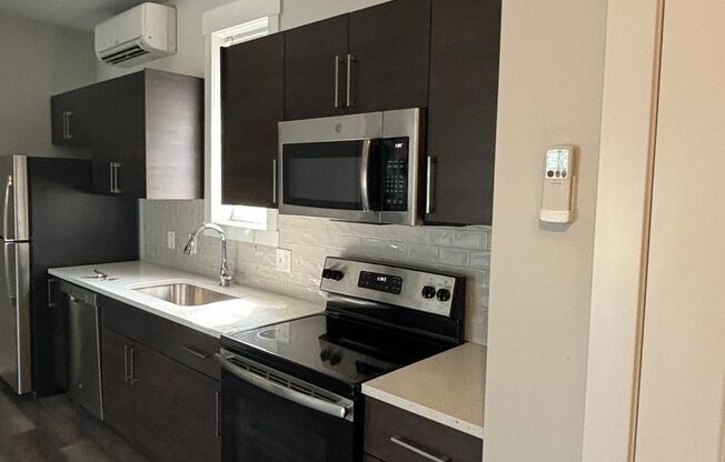 1 bed, 1 bath, $1,495