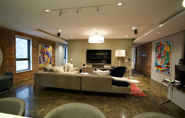 2 beds, 2.5 baths, 1,300 sqft, $3,600, Unit 03