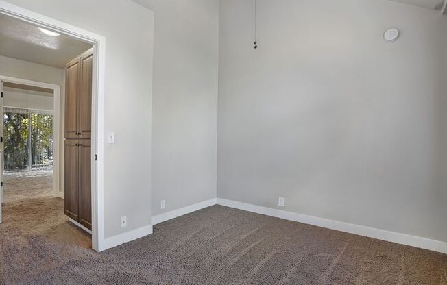 2 beds, 1.5 baths, 1,176 sqft, $1,880, Unit 106