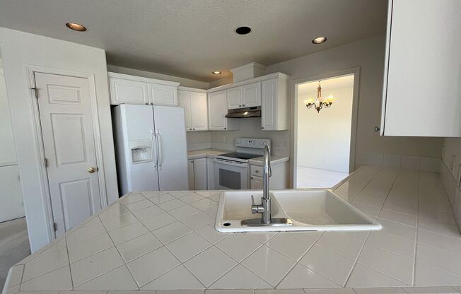 Beautiful Bethany Home with High Ceilings, Gas Fireplace & Fenced Yard