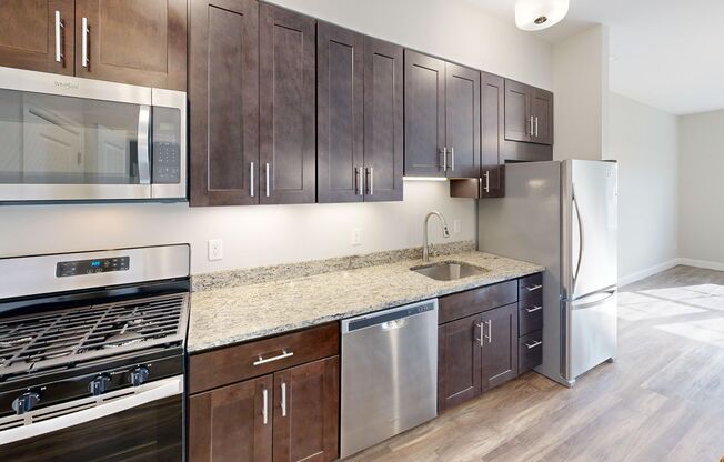 2 beds, 2 baths, 1,042 sqft, $2,795, Unit 1402