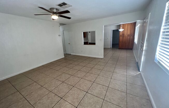 5 beds, 2 baths, $1,500