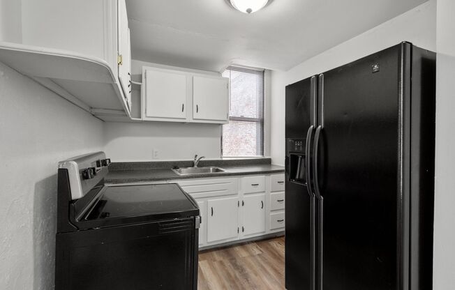 SECURE your spot TODAY and ENJOY $100 OFF the 1st 3 MONTHS of rent if signed lease by 11/06/24! SPACIOUS 2 BEDROOM IN PITTSBURGH AVAILABLE NOW! NEWLY RENOVATED - apply before it's gone!