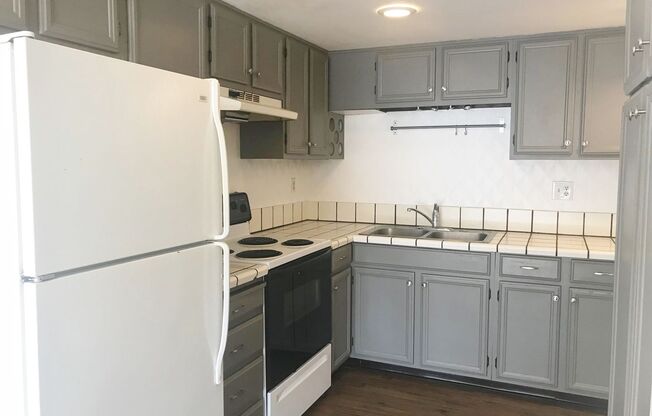 1 bed, 1 bath, $2,450, Unit 303