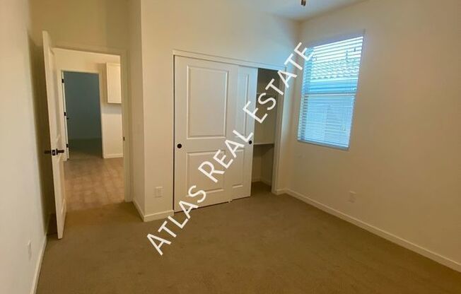 3 beds, 2 baths, 2,004 sqft, $2,300