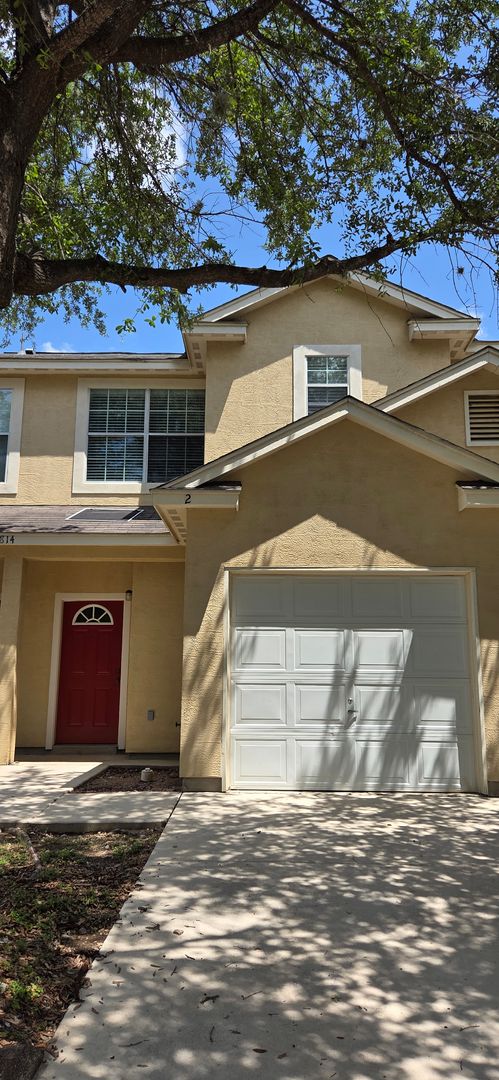 3 Bedroom Townhome near Medical Center