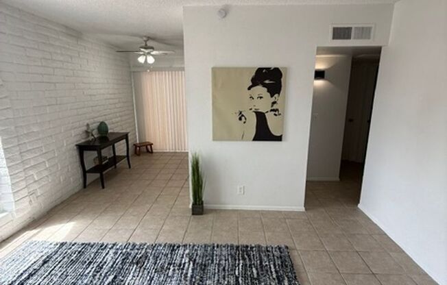 Great Location! 1 Bed 1 Bath Mesa Apartment