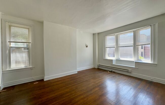 10 AND 12 W BIDDLE ST