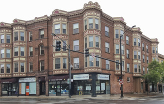 907 W SCHOOL