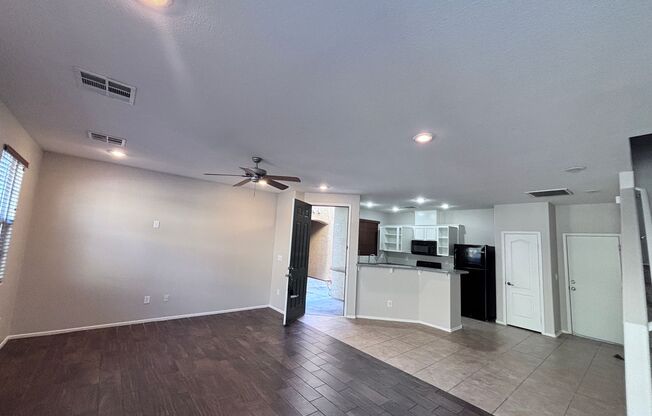 3 Bed/2.5 Bath Condo in the NW