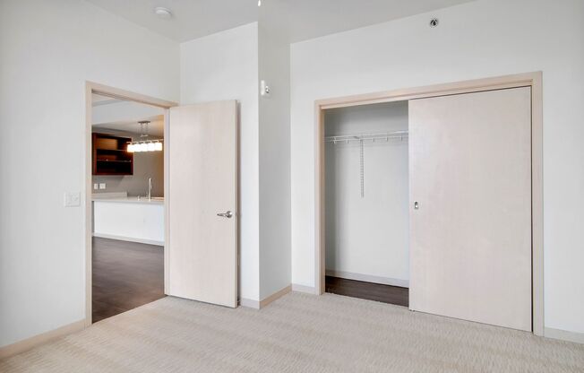 1 bed, 1 bath, 656 sqft, $1,745, Unit 0420