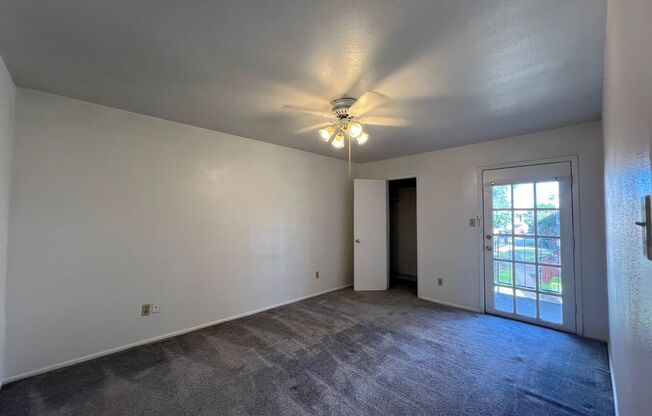 2 beds, 2 baths, 1,000 sqft, $1,225, Unit 404