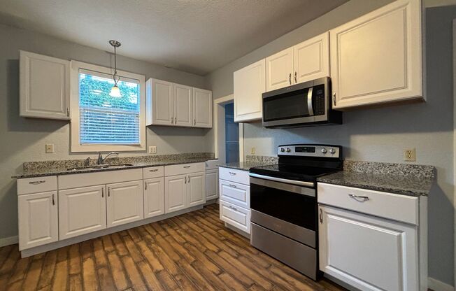 421 Mount Ida