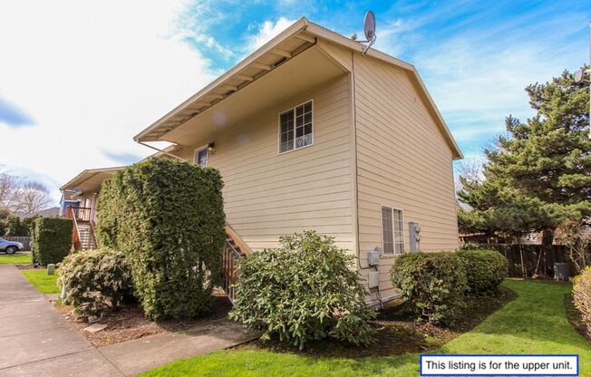 2743 SW Jasmine Pl - Upper Unit