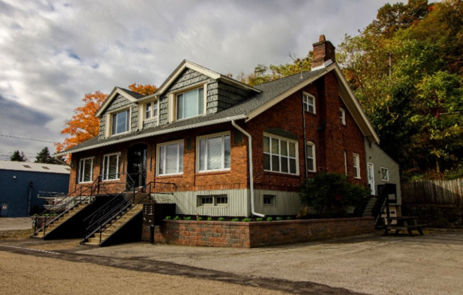 14 RIV RD