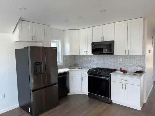 2 beds, 2 baths, 1,653 sqft, $2,900, Unit 2