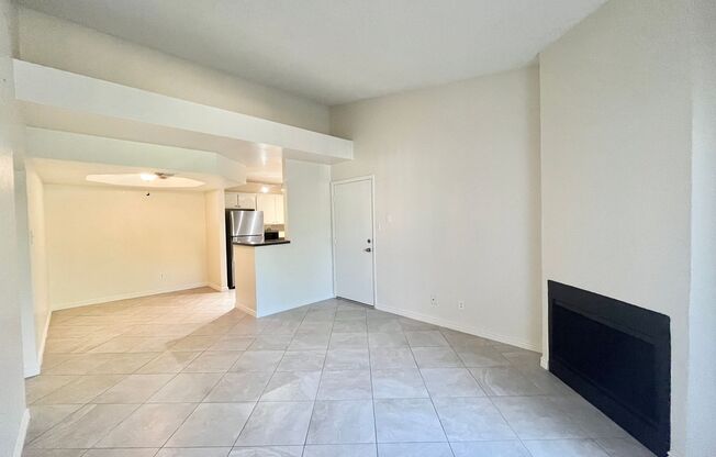 1 bed, 1 bath, 730 sqft, $1,245, Unit 16818-222