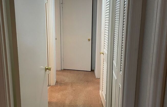 2 beds, 2 baths, 912 sqft, $1,300, Unit 315-102