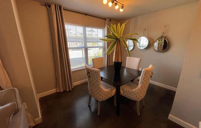 Dining Room at Palisades at Pleasant Crossing, Rogers, 72758