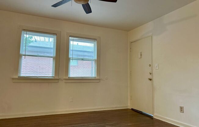 1 bed, 1 bath, 875 sqft, $1,525, Unit 909 #5