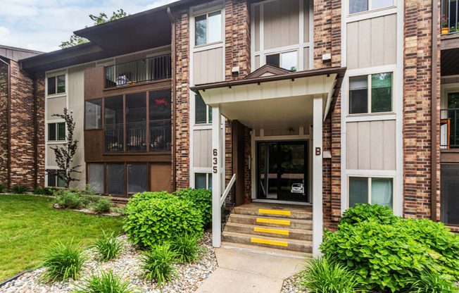 Exterior at Muskegon Apartments | Lake Forest Apartments in Muskegon, MI