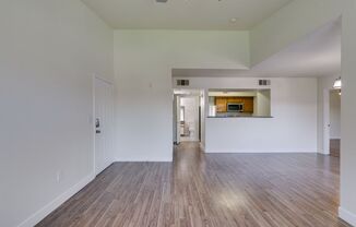 2 beds, 2 baths, $1,475, Unit UNIT 2118
