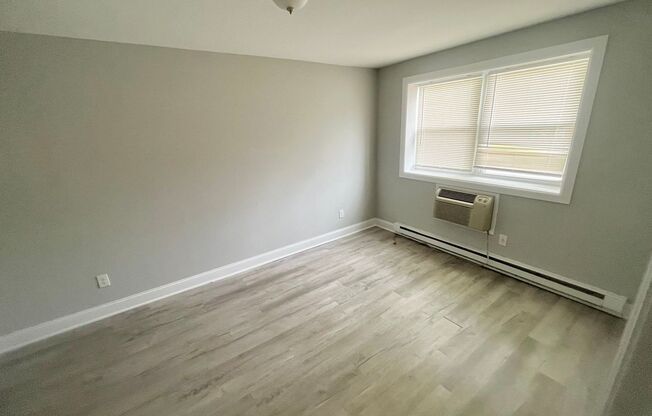1 bed, 1 bath, 358 sqft, $1,500, Unit A-3