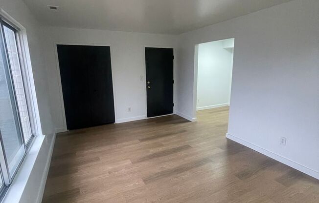 1 bed, 1 bath, 600 sqft, $1,095, Unit UNIT 204 *