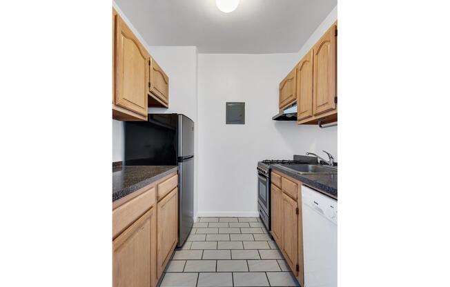 1 bed, 1 bath, $3,700, Unit 3D