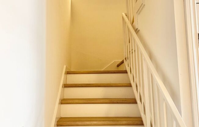 2 beds, 2.5 baths, 1,700 sqft, $4,550, Unit 508