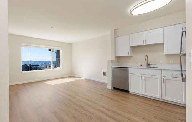 Studio, 1 bath, 413 sqft, $1,550, Unit 601