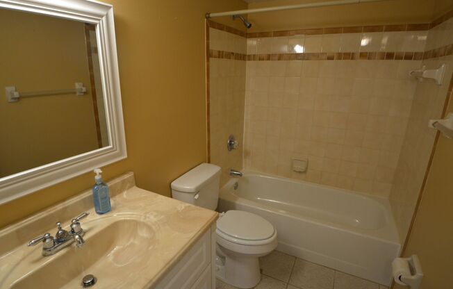 2 beds, 2 baths, $1,595