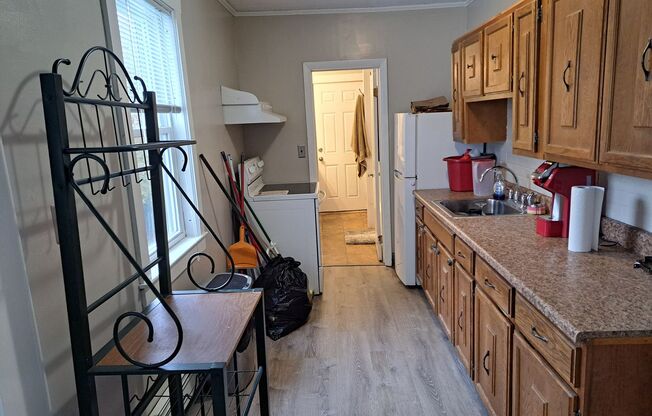 1 bed, 1 bath, 630 sqft, $1,875, Unit Unit 4