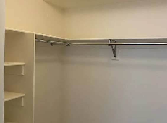 1 bed, 1 bath, $5,484, Unit 1609