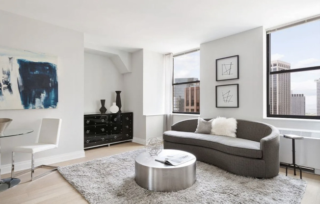 1 bed, 1 bath, 662 sqft, $5,460, Unit 3206