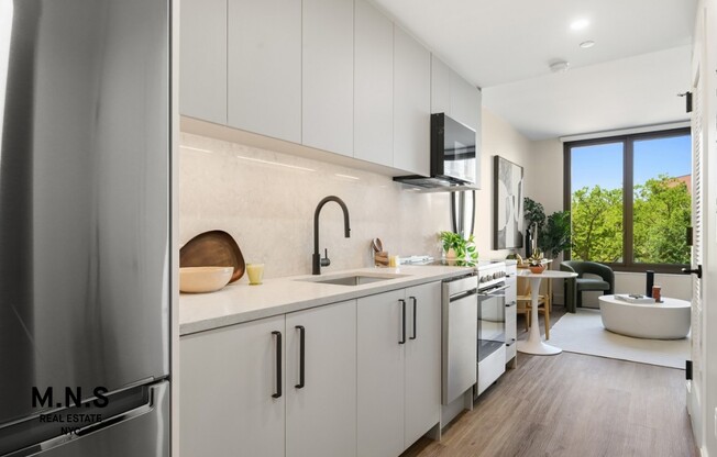 1 bed, 1 bath, $3,774, Unit 724