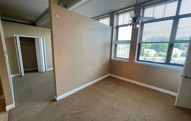 1 bed, 1 bath, 588 sqft, $995, Unit Apt 405