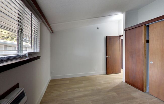 2 beds, 1 bath, 900 sqft, $2,783, Unit 126