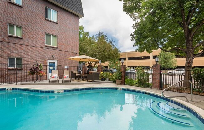 1 bed, 1 bath, 475 sqft, $1,220, Unit 409