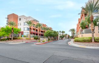 Park Avenue Mid Rise Condo. All HOA Amenities.
