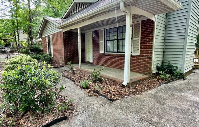 This Adorable 2 bedroom 2 bath duplex is located near Monroe Rd and Sardis Rd