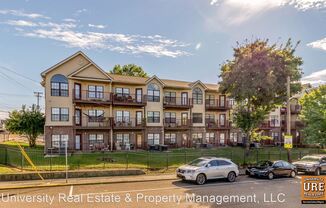 STUDENT HOUSING NEAR UTK Properties near Cumberland Ave & in The Fort Neighborhood