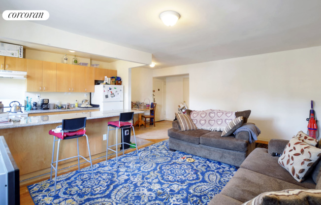 25 10 31 AVE