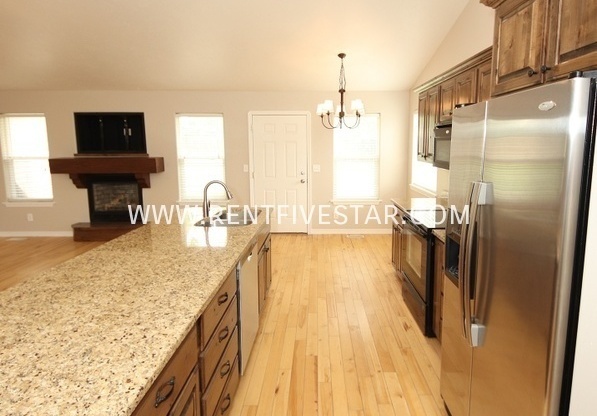 3510 Golden Ave