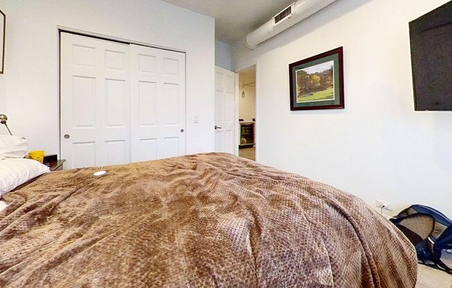 2 beds, 1 bath, 900 sqft, $3,300, Unit 1339 3A