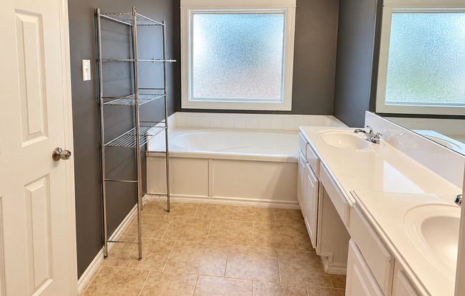 3 beds, 2 baths, $2,400