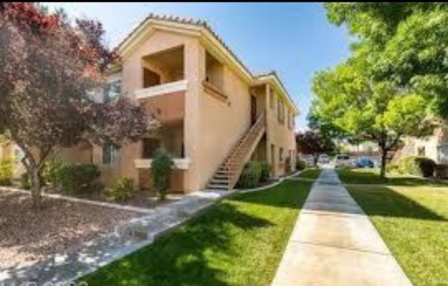 2 beds, 2 baths, $1,499, Unit # 2072