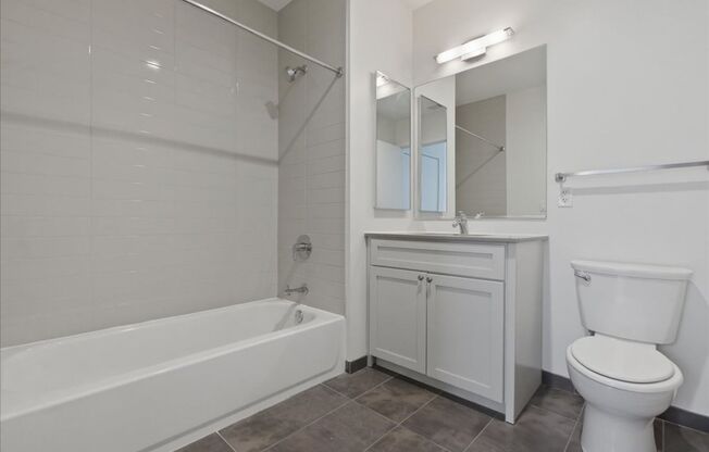 2 beds, 2 baths, 890 sqft, $2,950, Unit 512
