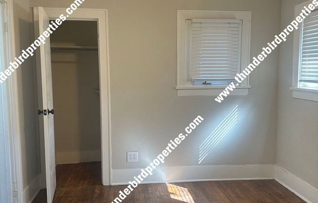 2 beds, 1 bath, $1,700